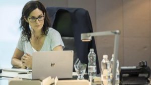 Humans: 2×4
