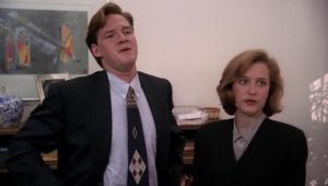 The X-Files: 1×3