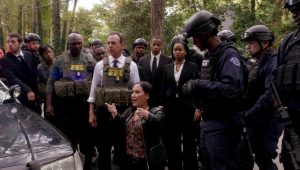 MacGyver: 2×18