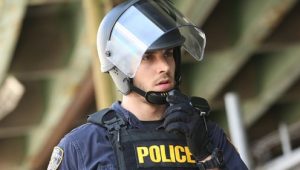 Containment: 1×3