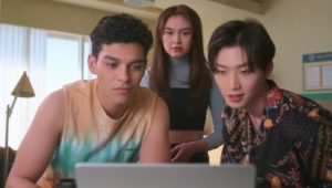 XO Kitty: 1×2
