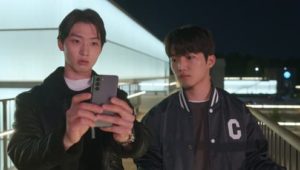 XO Kitty: 1×9