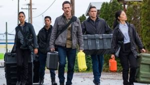 Debris: 1×2