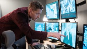 Tracker: 3×12